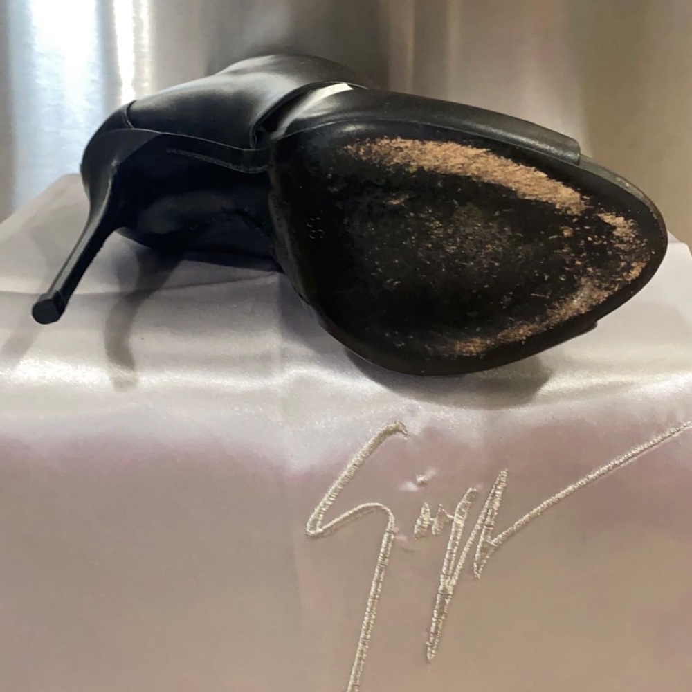 Giuseppe Black Leather Heels - Picture 2 of 4